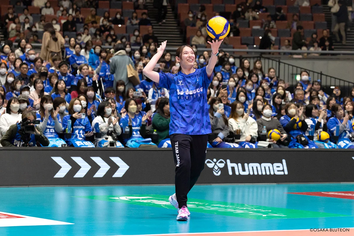 大阪ブルテオンパナソニック パンサーズジャケットヒュンメル