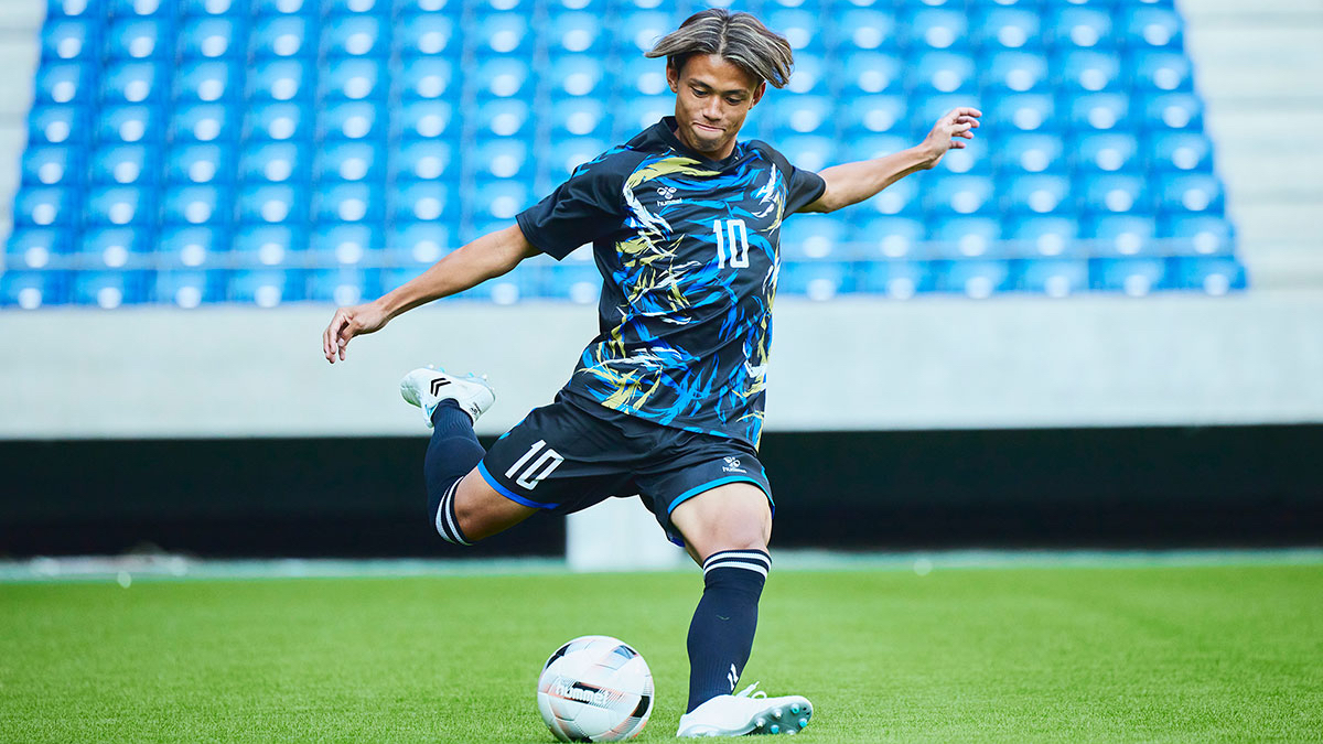 サッカースパイク VORART3（ヴォラート3）｜hummel｜ヒュンメル